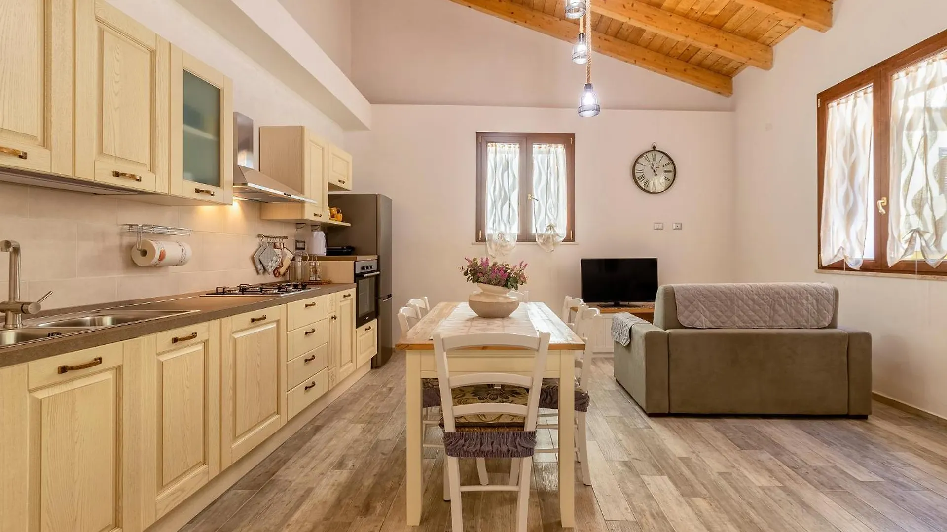 Holiday home Grazioso Bilocale La Casa Di Nonna Villa Chiaramonti Italy